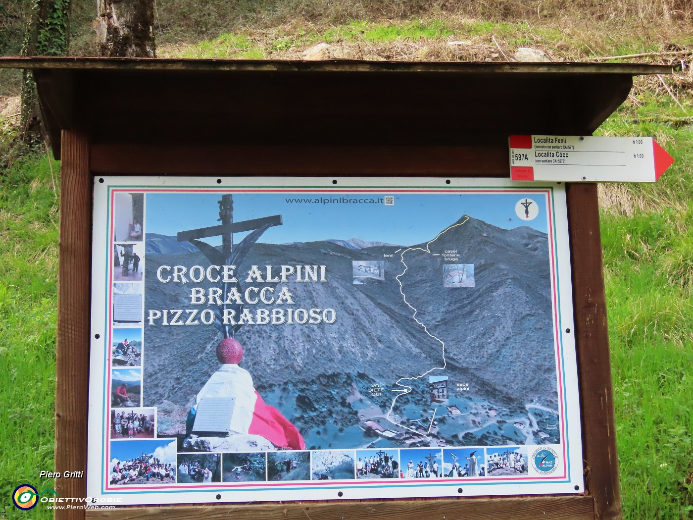 08  Indicazioni per salita-discesa veloce alla Croce del Pizzo Rabbioso, noi invece facciamo giro ad anello.JPG